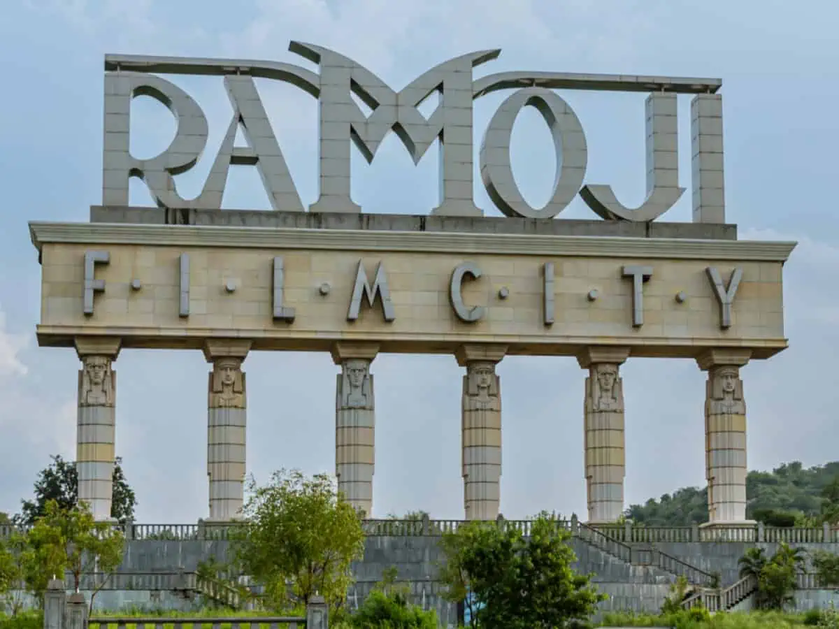 Hyderabad To Ramoji Film City Cab Service